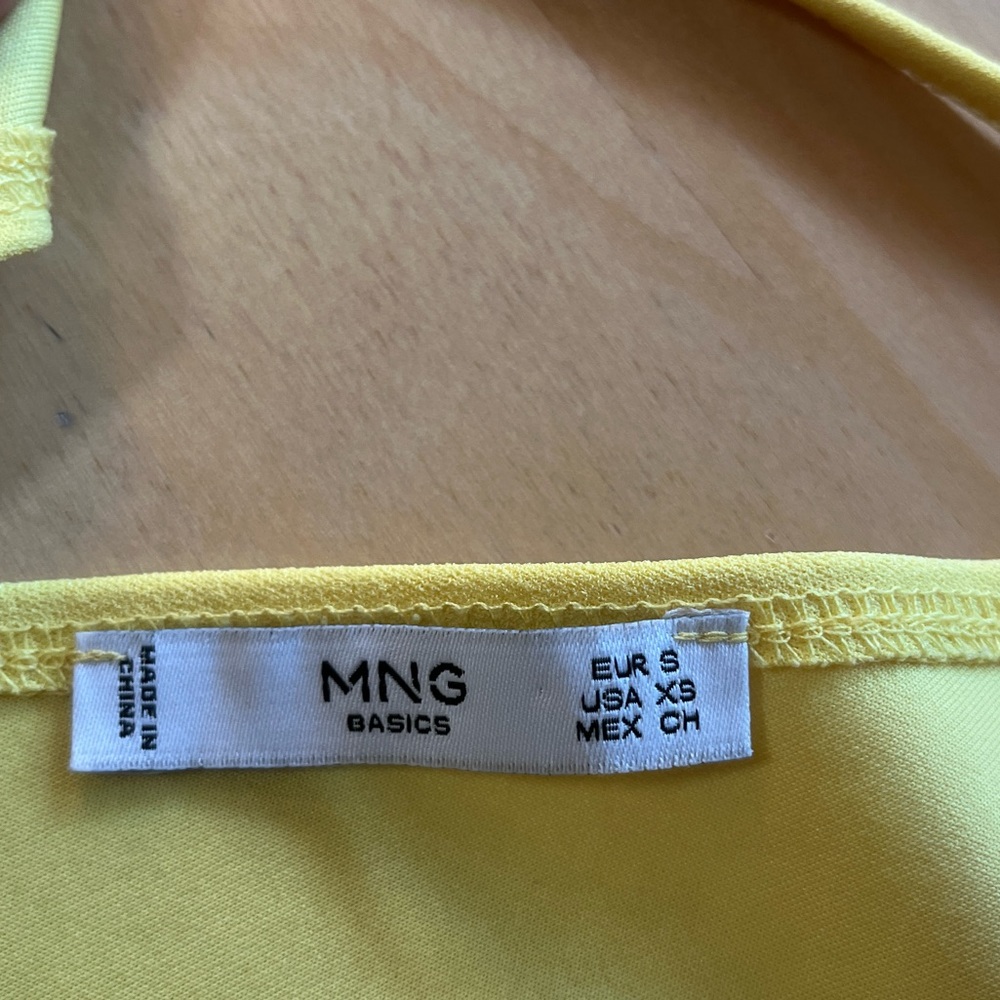 Mango yellow back vent dress size XS (feels like an S) - Picture 7 of 12